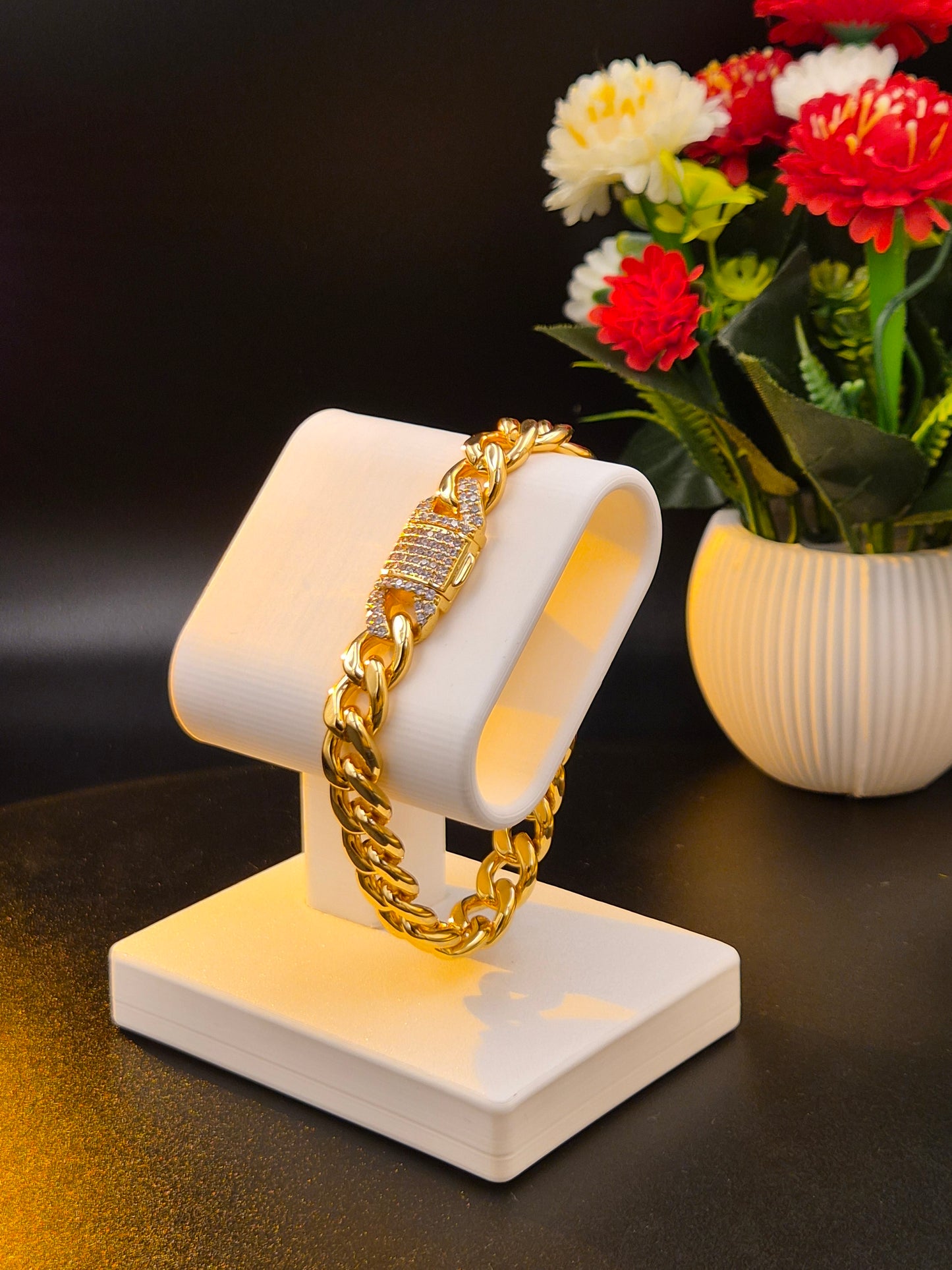 MEN'S GOLD PLATED BRACLATE
