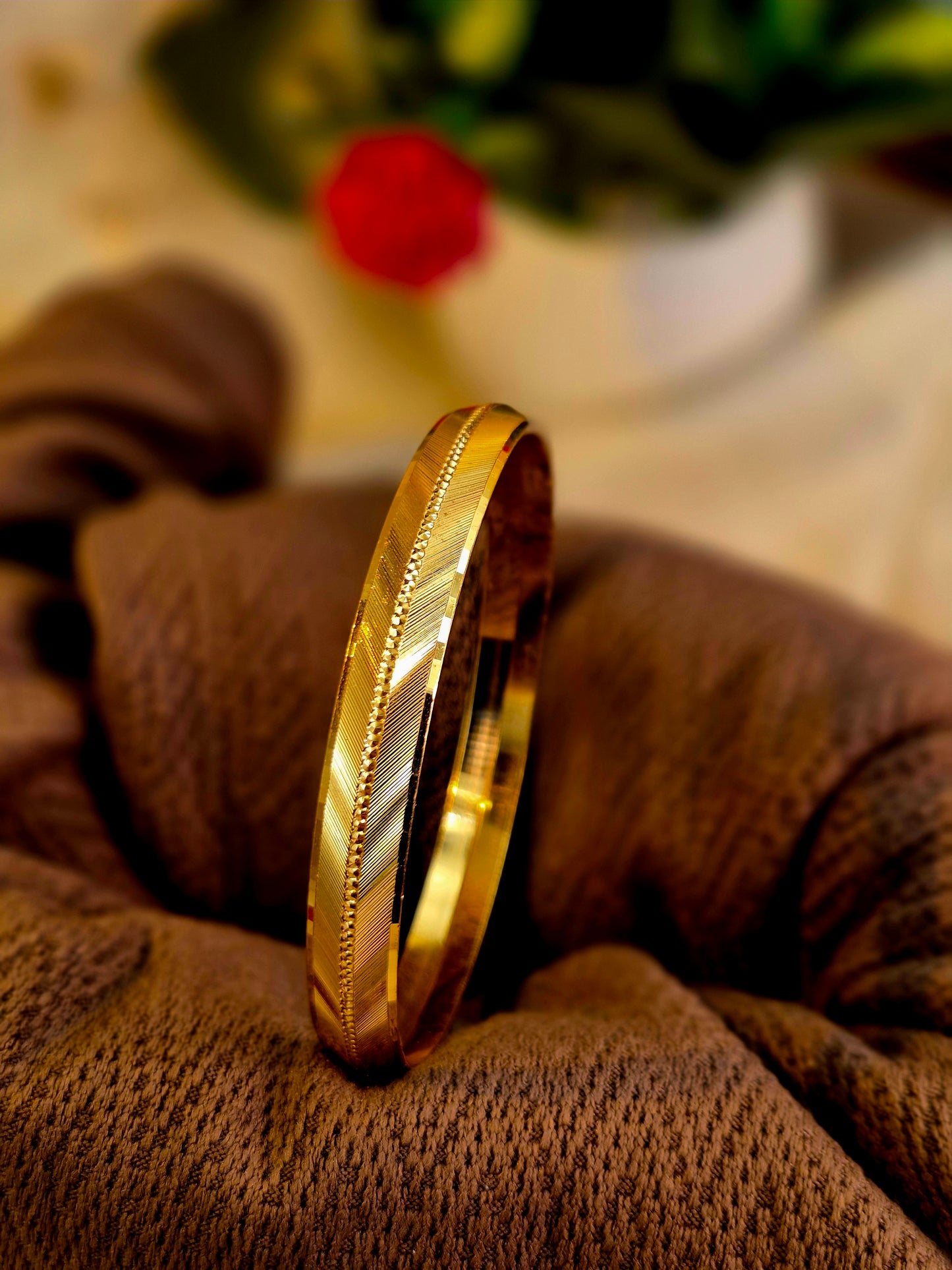 GOLD PLATED MEN'S BRACLATE (KARA)