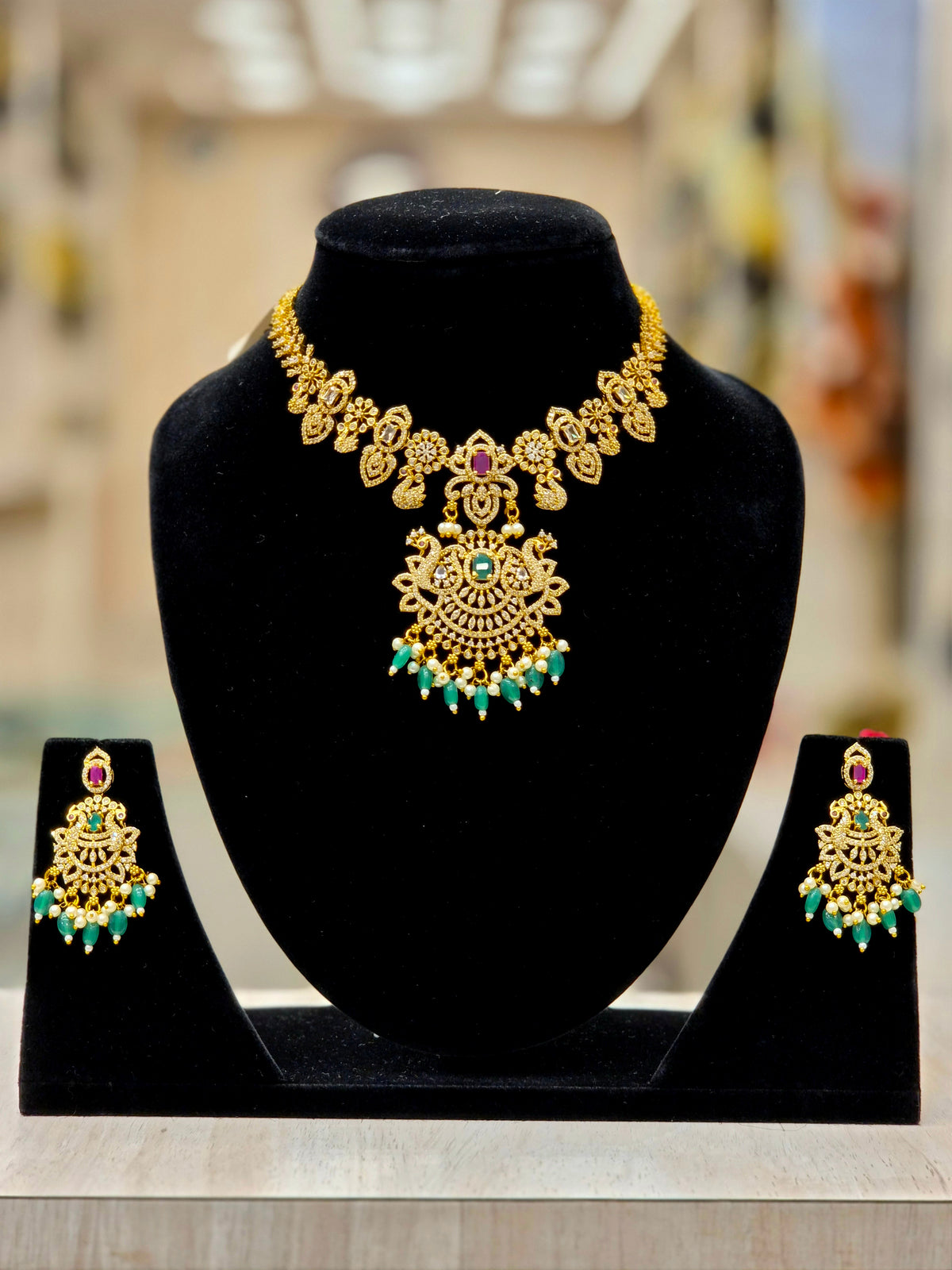 GOLD PLATED A.D ANTIQUE NECKLACE