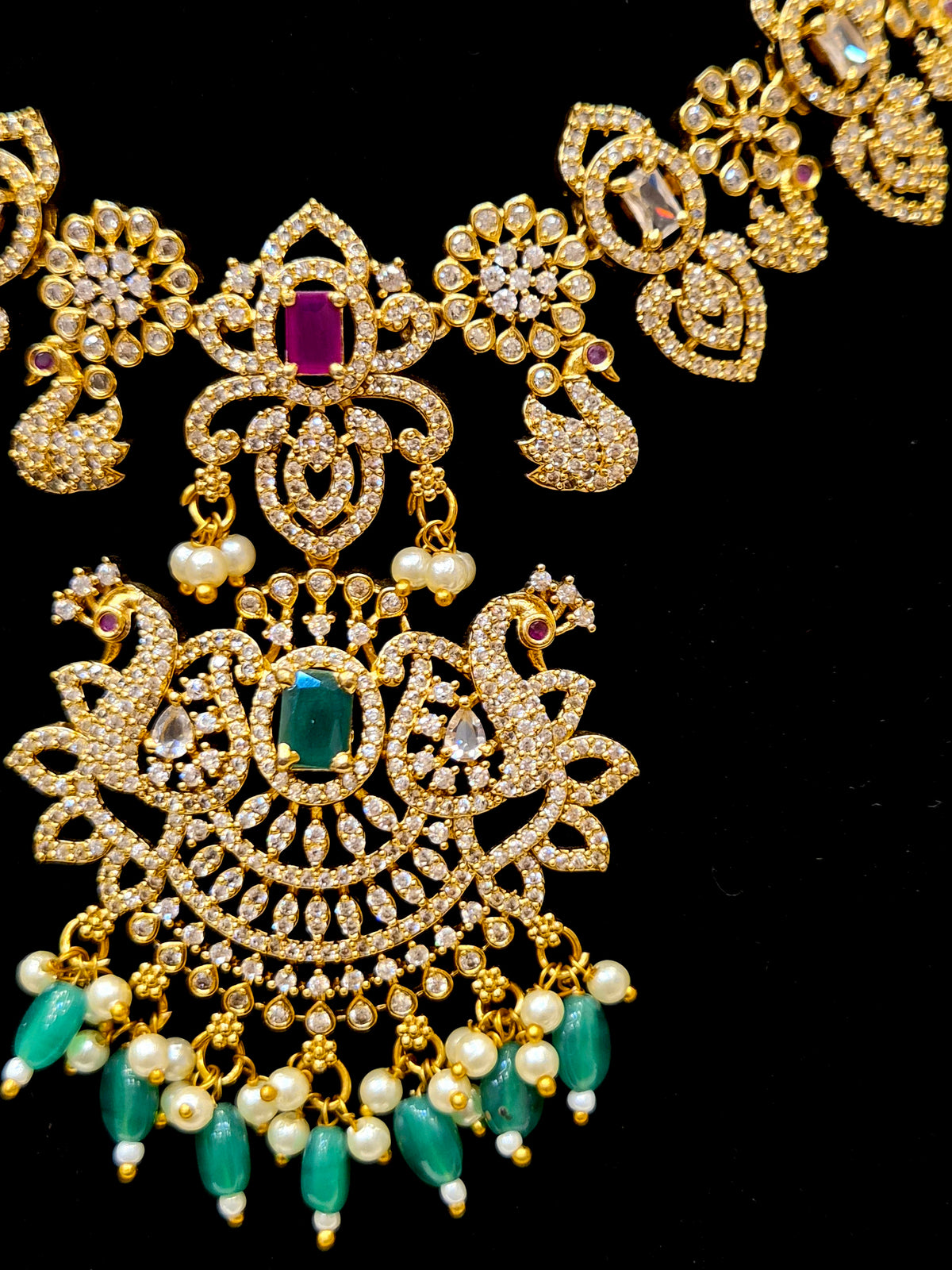 GOLD PLATED A.D ANTIQUE NECKLACE