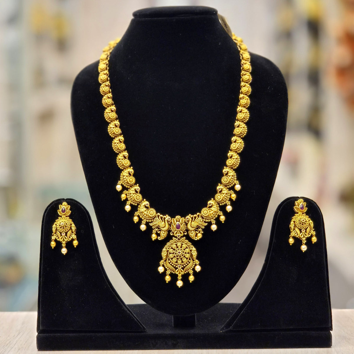 ANTIQUE GOLD PLATED LONG NECKLACE