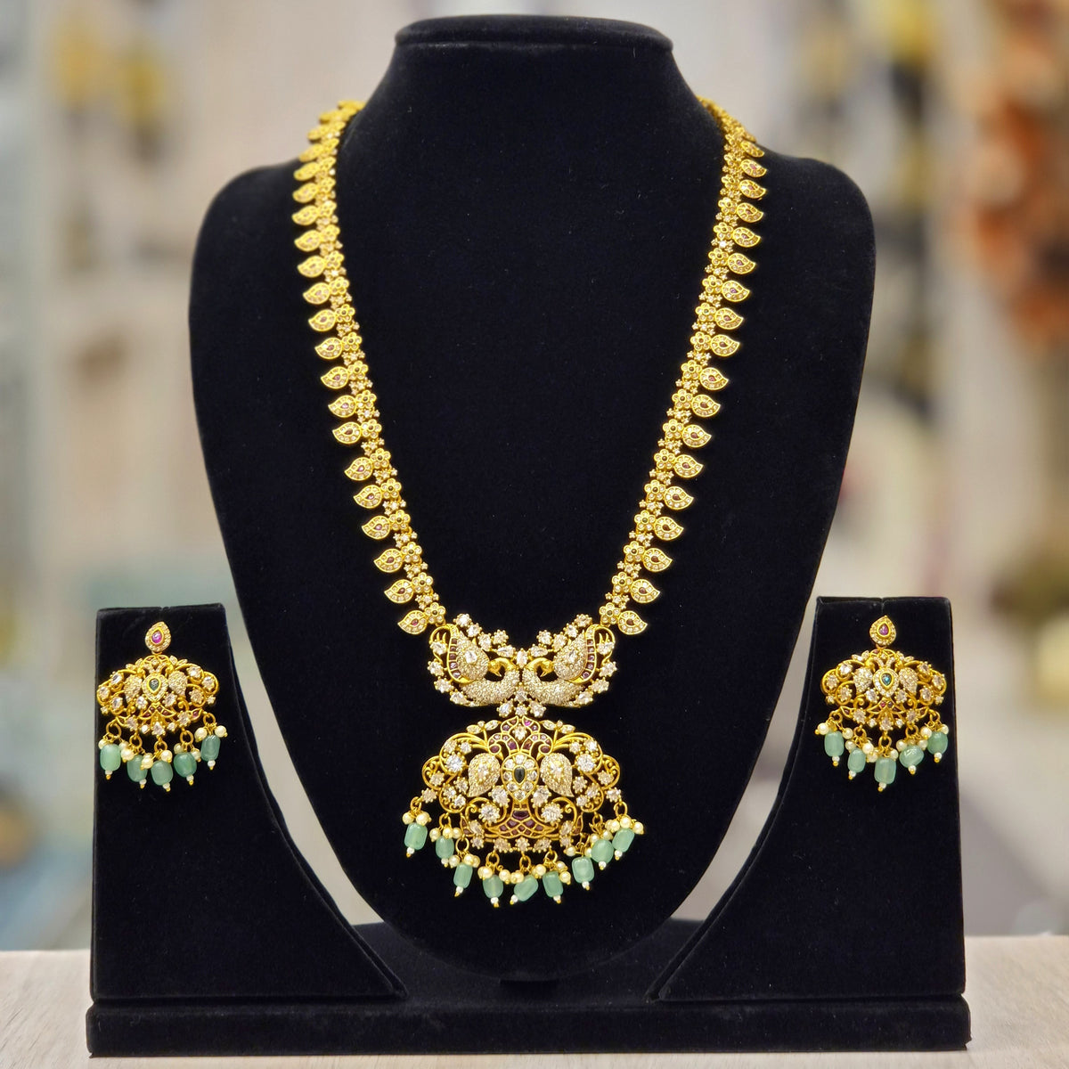 ANTIQUE GOLD PLATED LONG NECKLACE