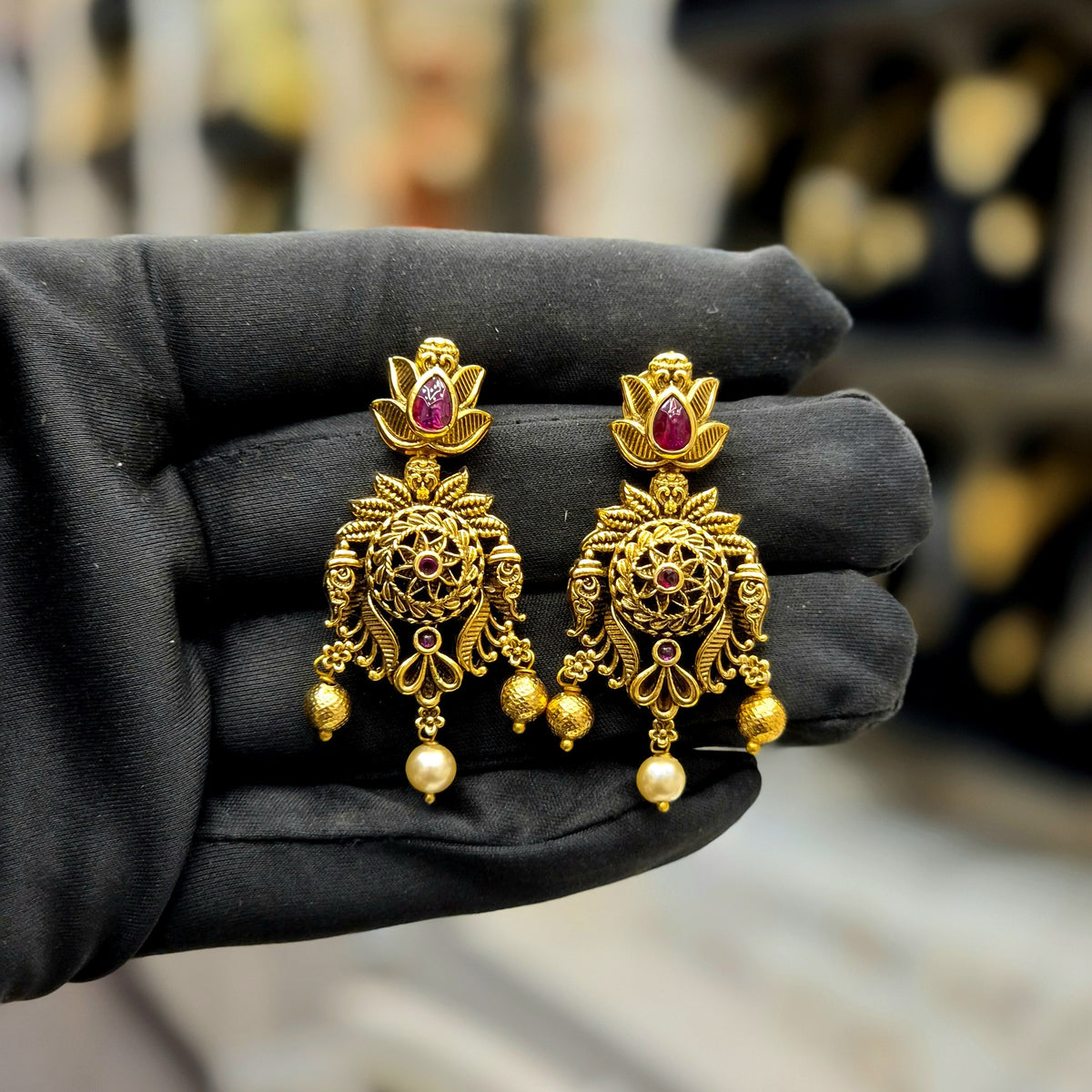 ANTIQUE GOLD PLATED LONG NECKLACE