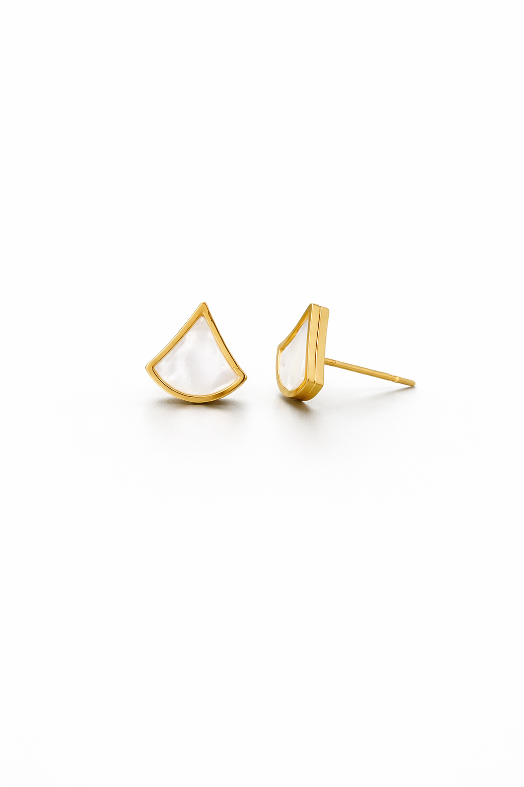 Elegant Teardrop Studs Earrings