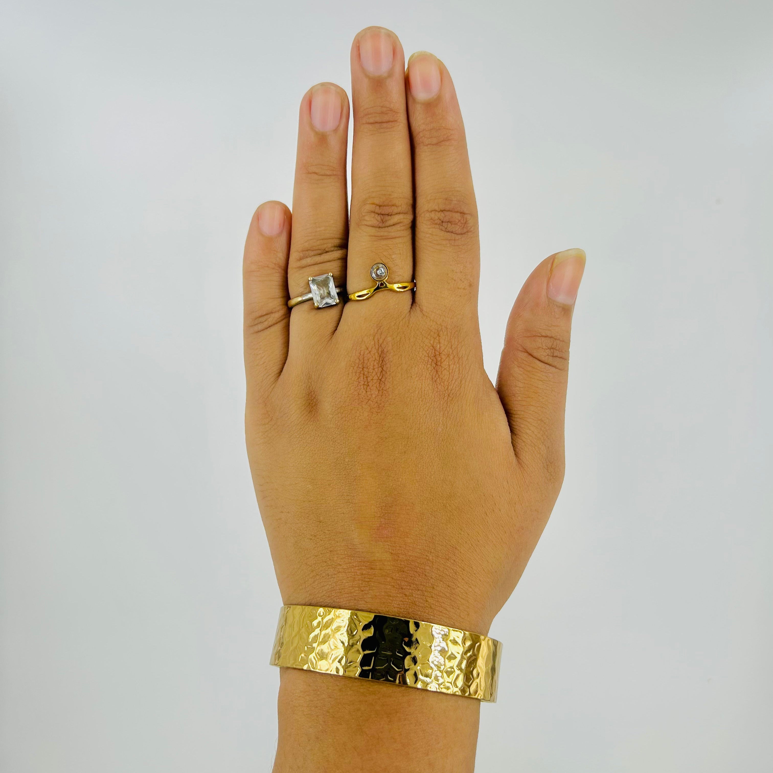 Classic Glow Adjustable Bracelet